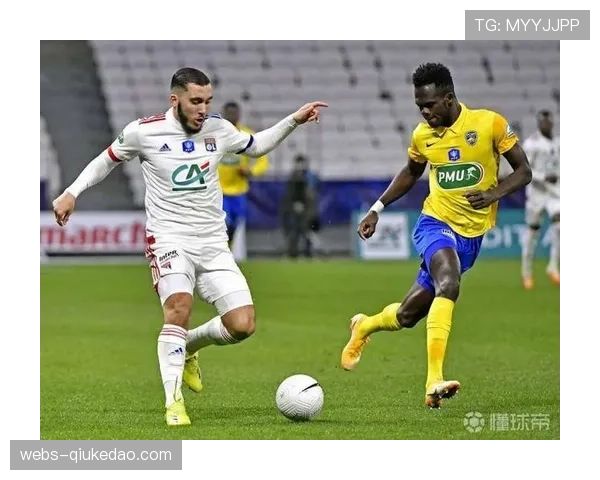 官方：里昂中场核心切尔基成功接受膝盖关节镜手术，赛季报销